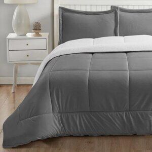 Brand New Grey 3 Piece DQ Reversible  Sherpa Microfiber Comforter